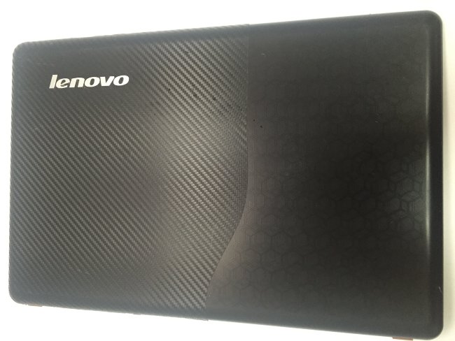 Крышка матрицы для ноутбука Lenovo Y550 с разбора