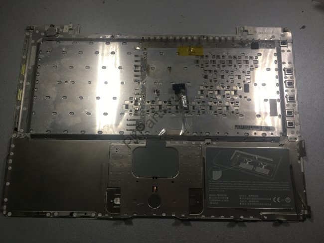 Верхняя часть корпуса с клавиатурой для ноутбука MacBook A1181 2006г